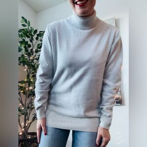 ZARA Soft Knit Light Grey Turtleneck Pullover Sweater XL